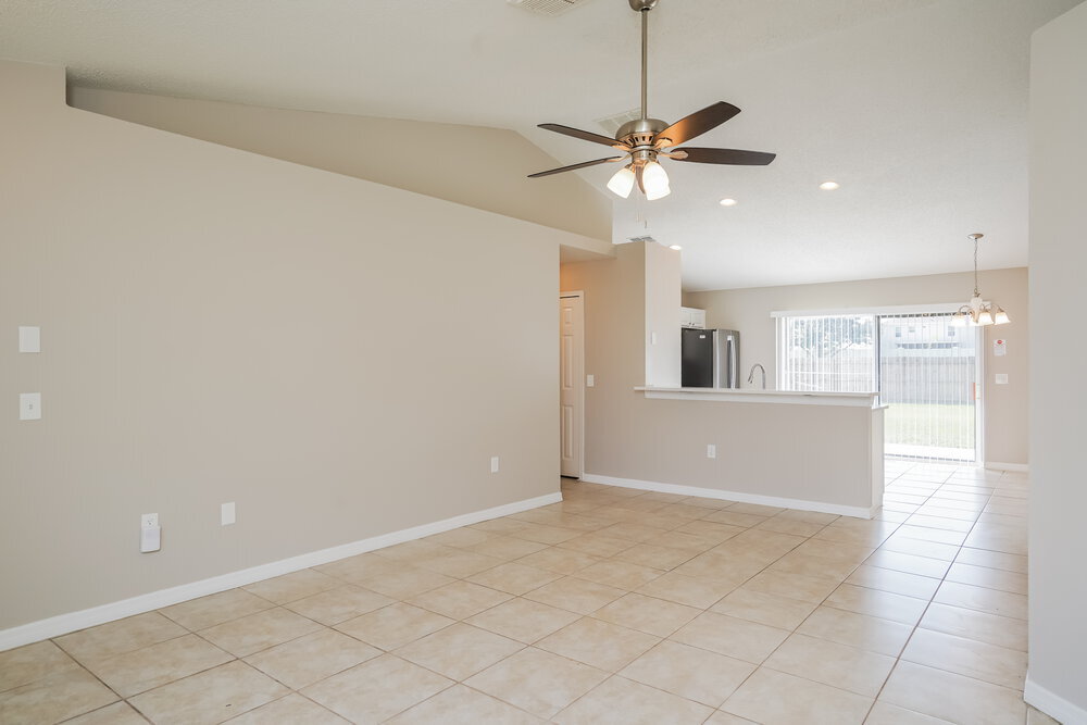 Building Photo - 367 Alegriano Ct
