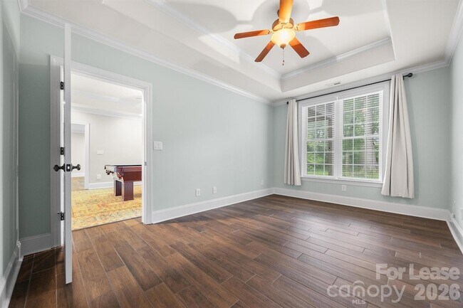 Building Photo - 334 Stonecliff Ln