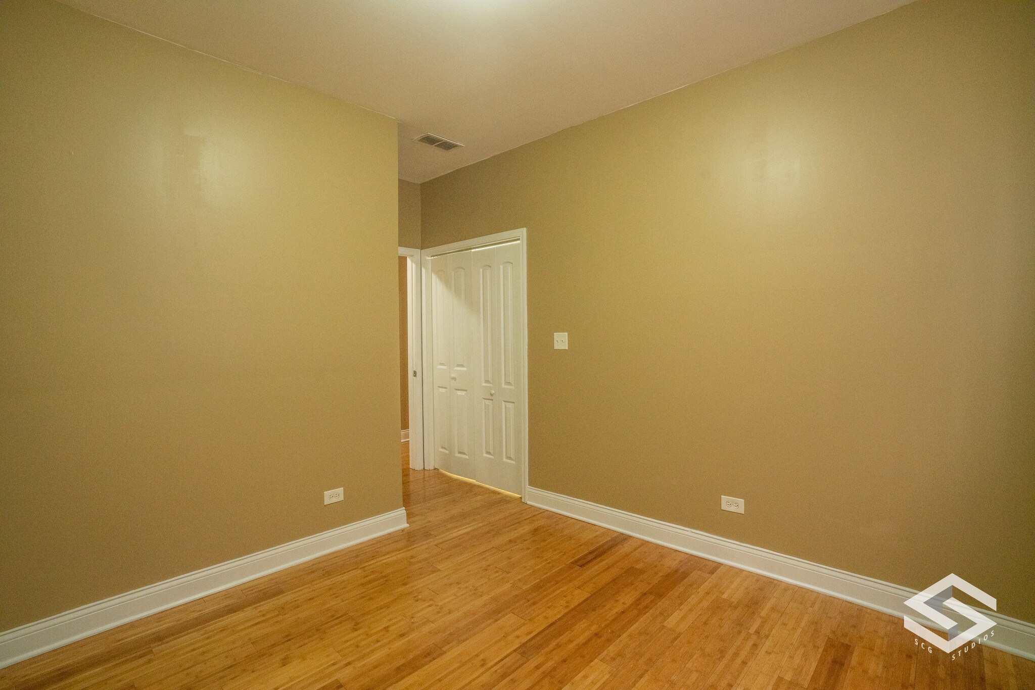 Building Photo - 1231 S Avers Ave