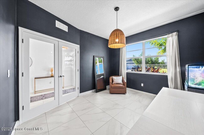 Building Photo - 14119 SW Safi Ter