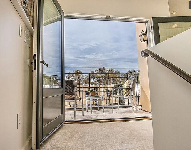 masterpiece patio - 141 S Orange Dr