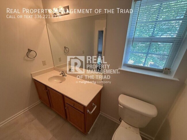 Building Photo - 470 Peyton Ct