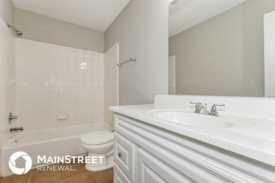 Building Photo - 4838 Mistic Lake Dr