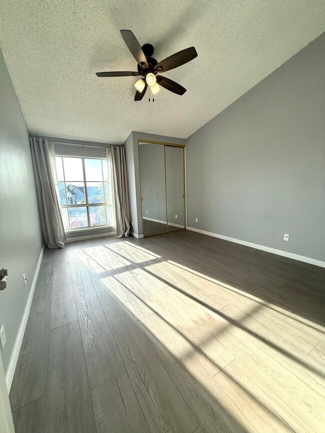 Building Photo - Welcome to your beautifully upgraded home ...
