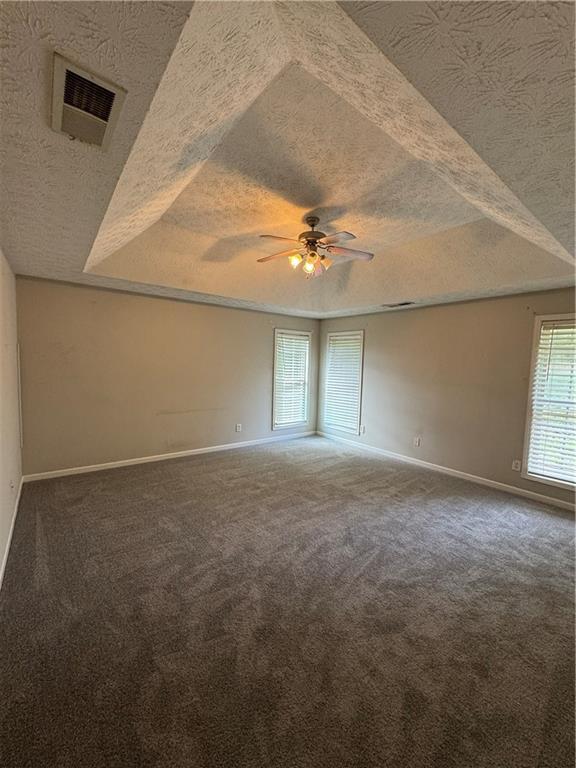 Building Photo - 1221 Oak Knoll Ct