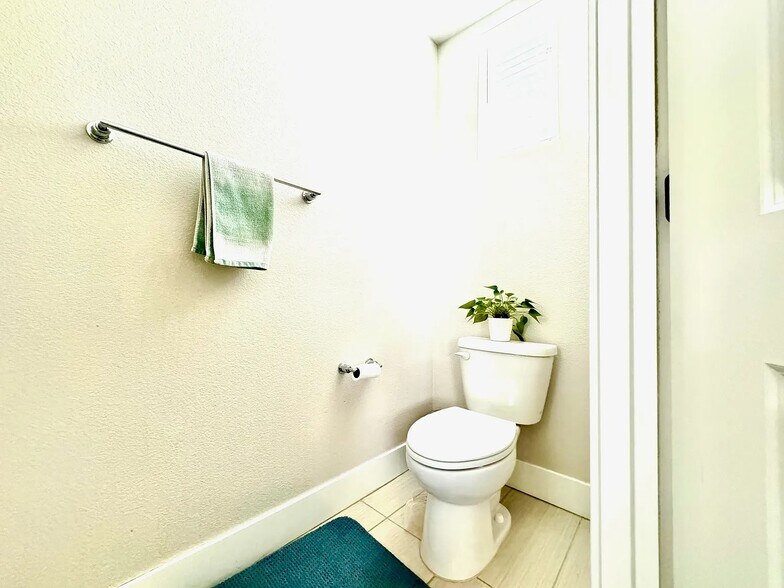 Half bath 2nd pic - 1438 Cherry Cir