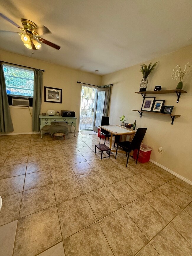 Building Photo - 7102 Mohawk St