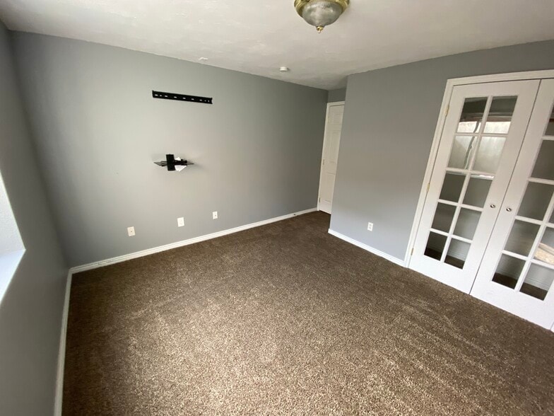 Downstairs bedroom 4 view 2 - 3081 Jackie Ct