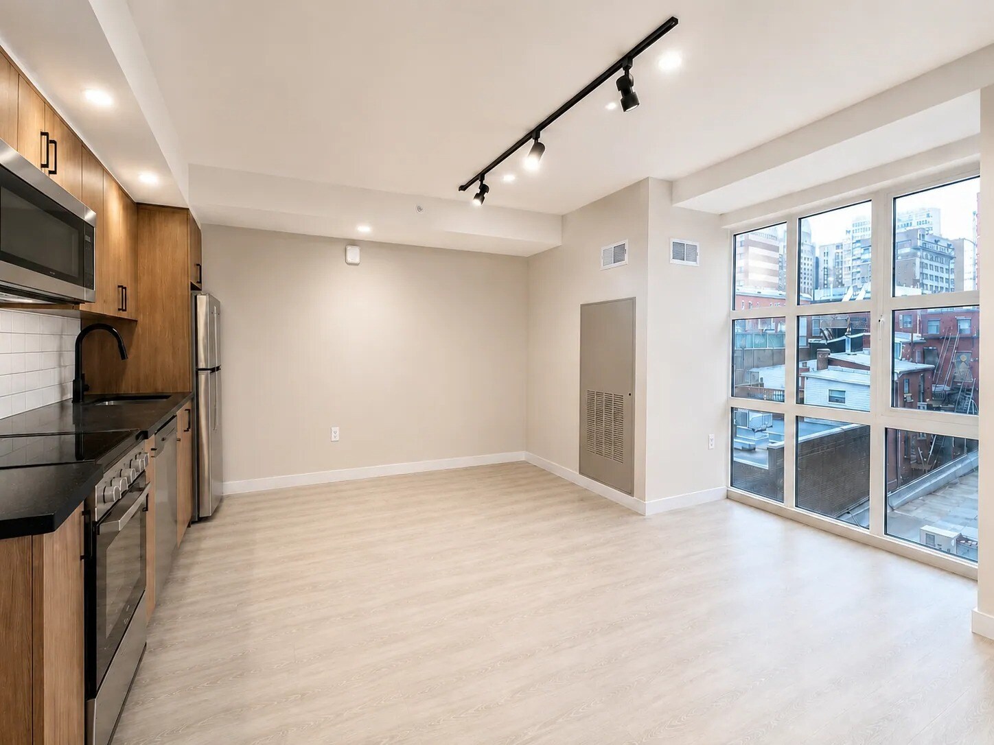 Building Photo - The Ranstead