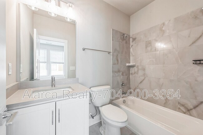 Building Photo - 1311 Millpark Ln