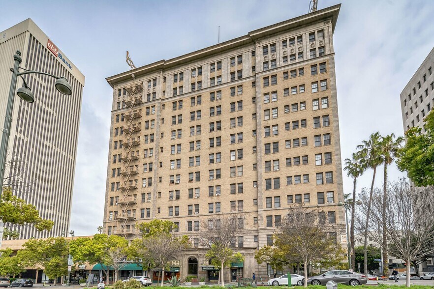 The Gaylord Apartments 3355 Wilshire Blvd Los Angeles CA 90010