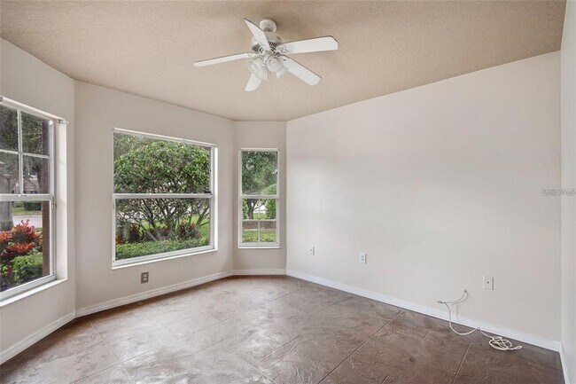 Building Photo - 4007 Harbor Lake Dr
