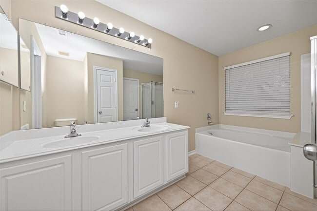 Building Photo - 169 Musewood Ct