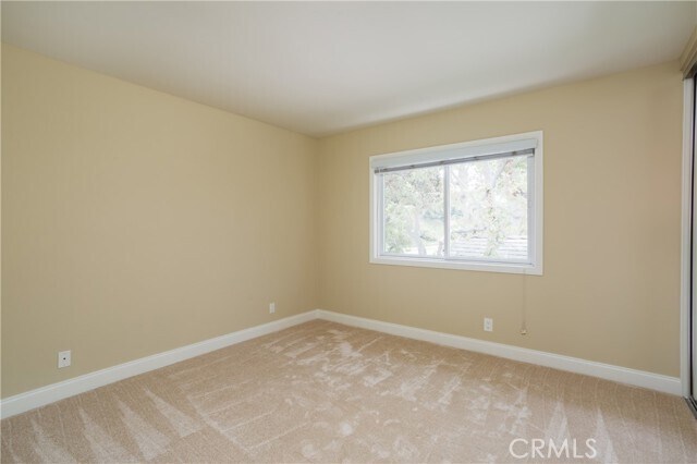 Building Photo - 520 Laver Way