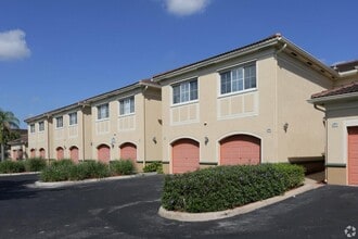 Building Photo - 2525 Centergate Dr