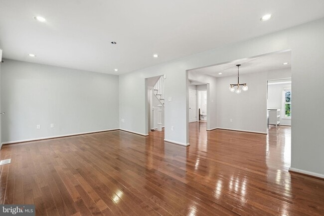 Building Photo - 7381 Jiri Woods Ct