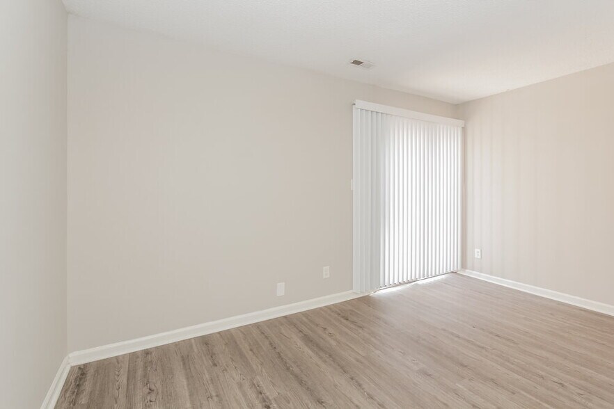 Building Photo - 5128 Glenview Ct