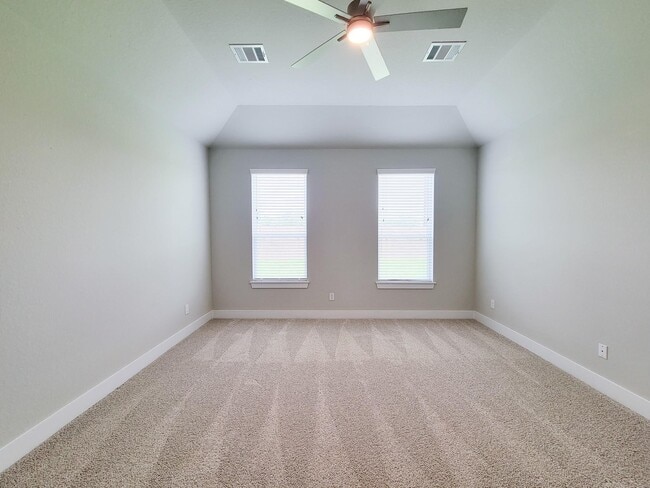 Building Photo - 23622 Iris Field Ct