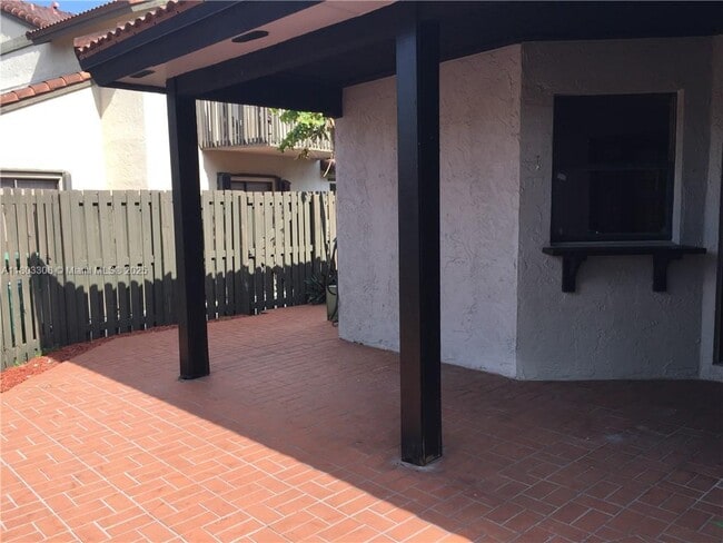 Building Photo - 14970 SW 48th Terrace