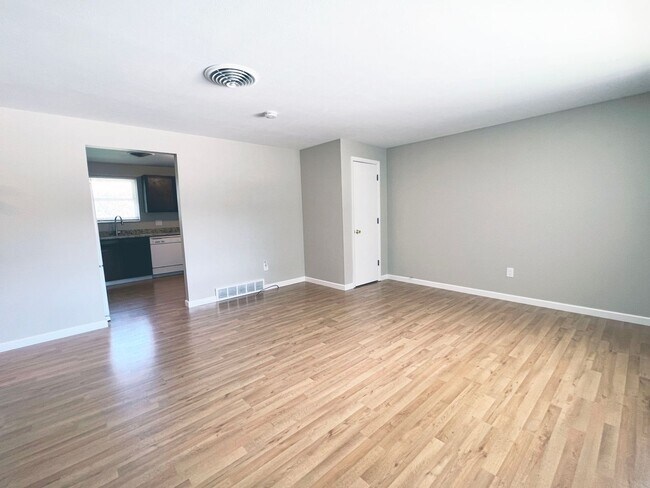 Building Photo - Refreshed Arvada Ranch with 3 Bedrooms, 1 Bathroom and a 2-Car Attached Garage