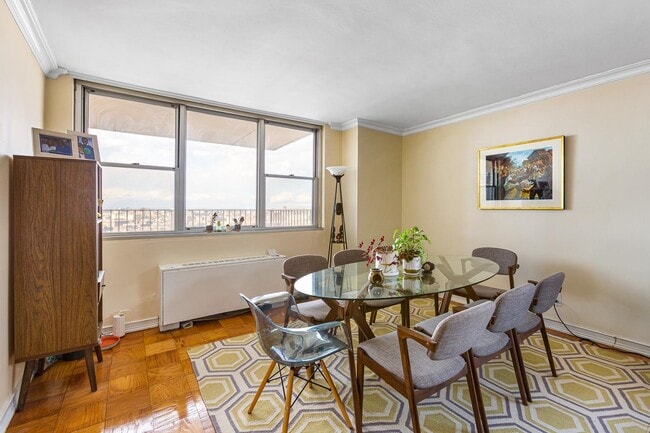 Building Photo - 6040 JFK Blvd E