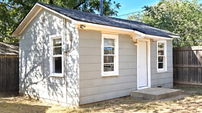 Primary Photo - 1720 23rd St