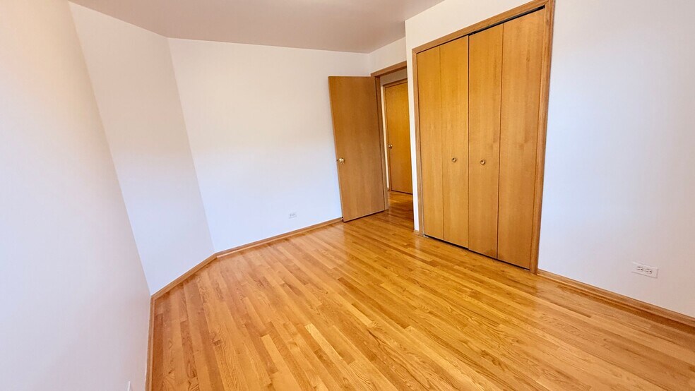 Building Photo - 3400 S Wolcott Ave