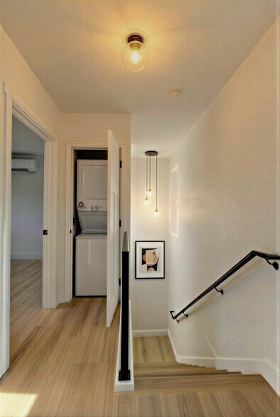 Building Photo - 618 SE 5th St