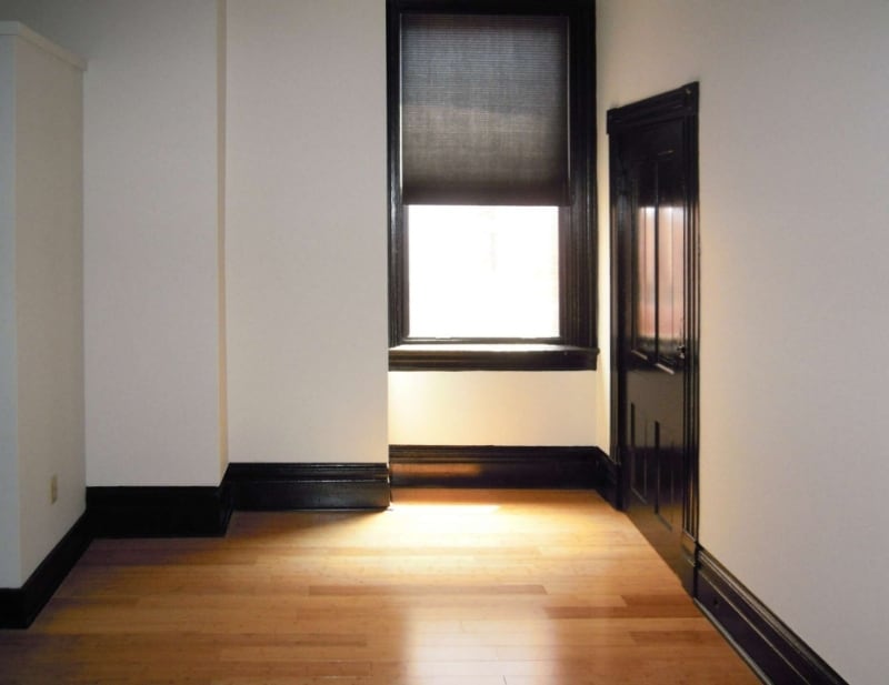 Building Photo - 2010 E Carson St