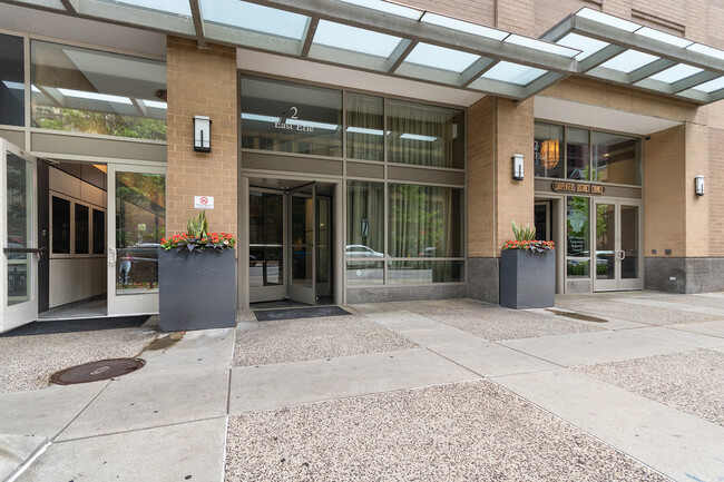 Building Photo - 2 E Erie St