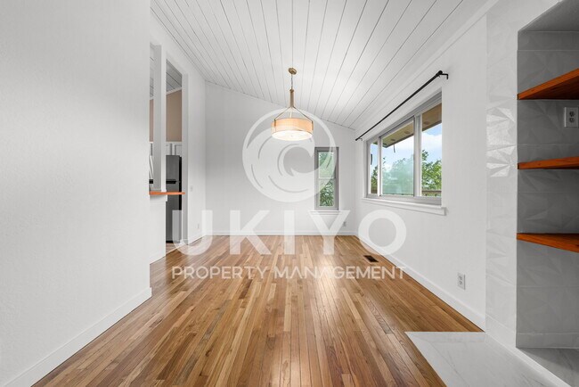 Building Photo - 8655 Skyline Blvd