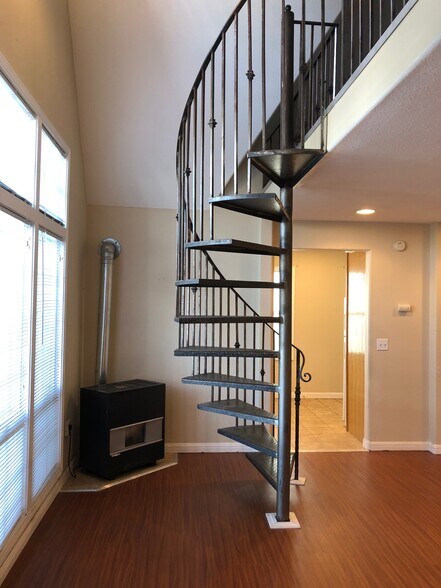 Spiral Staircase - 504 D St