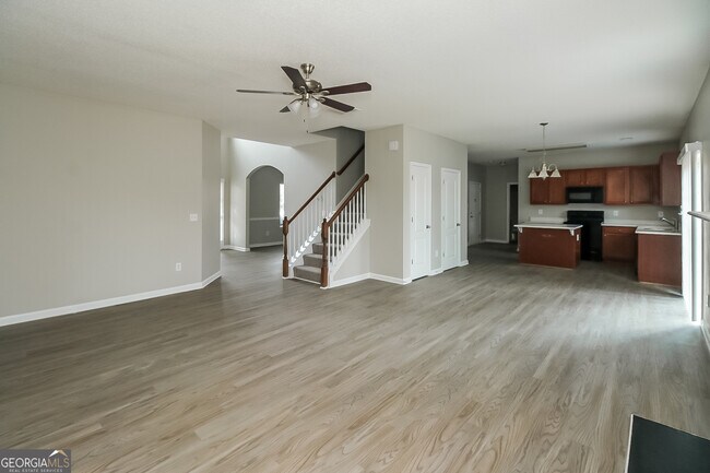 Building Photo - 6311 Grey Fox Way