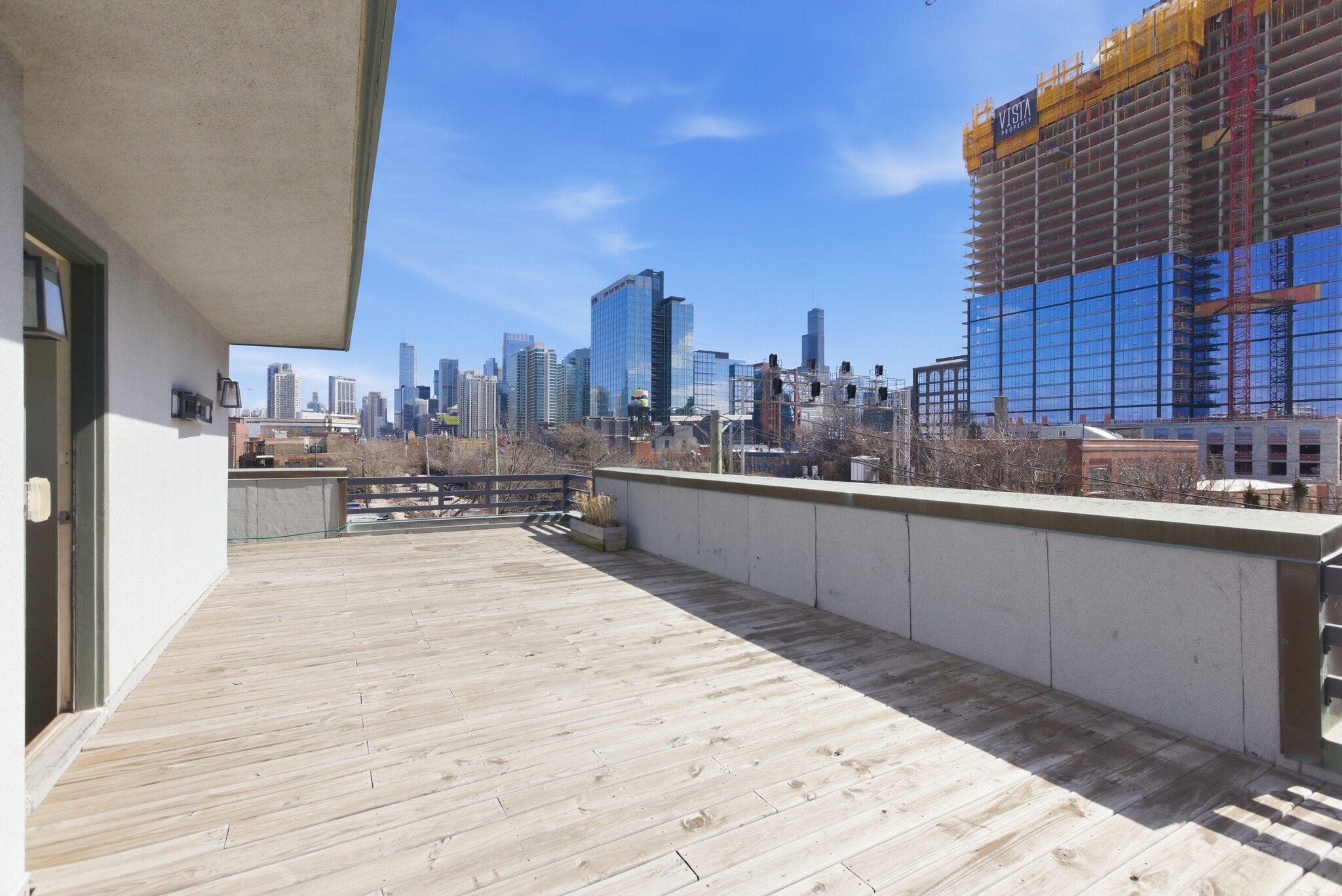 Building Photo - 448 N Carpenter St