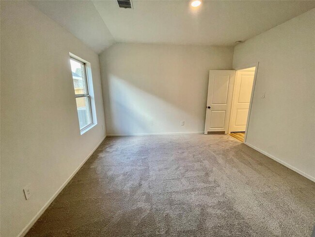 Building Photo - 17202 Coppice Oak Dr