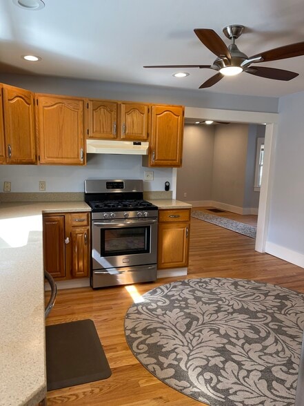 kitchen - 12 Berkeley St