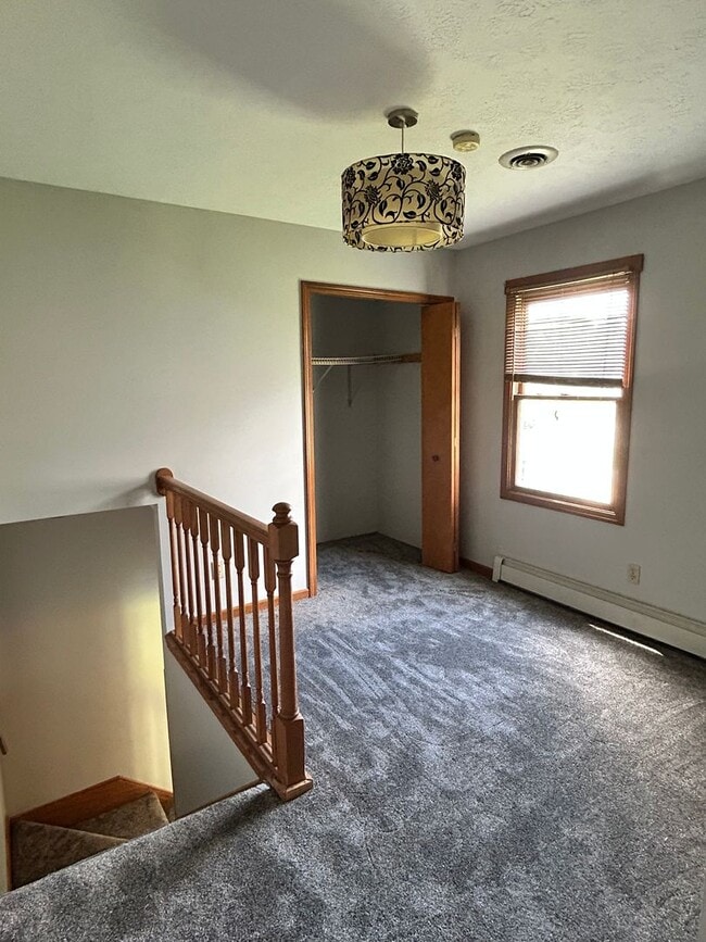 Building Photo - Three bedroom duplex
