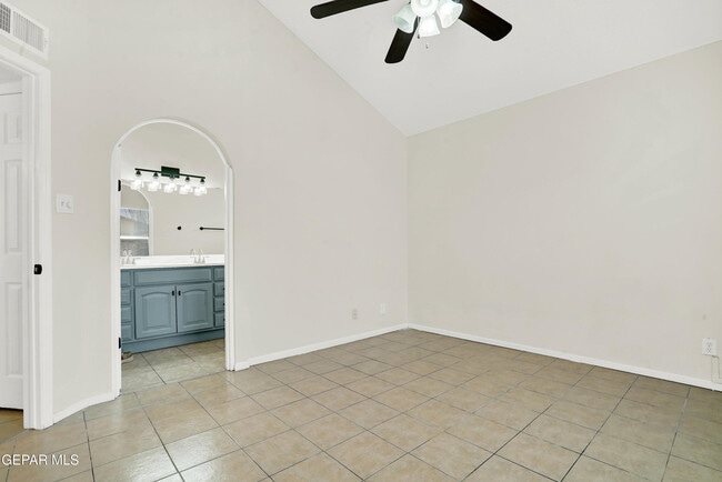 Building Photo - 7212 Westover Dr