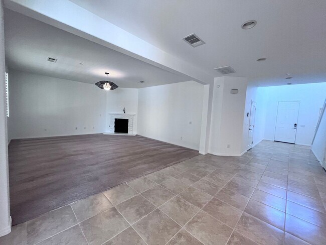 Building Photo - 4040 Obsidian Rd