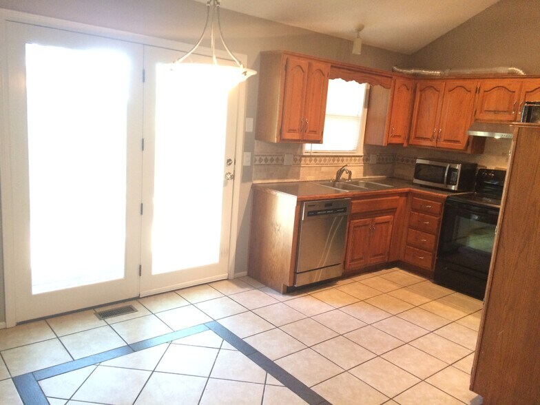 Kitchen and Dining area - 8715 NW 83rd Street