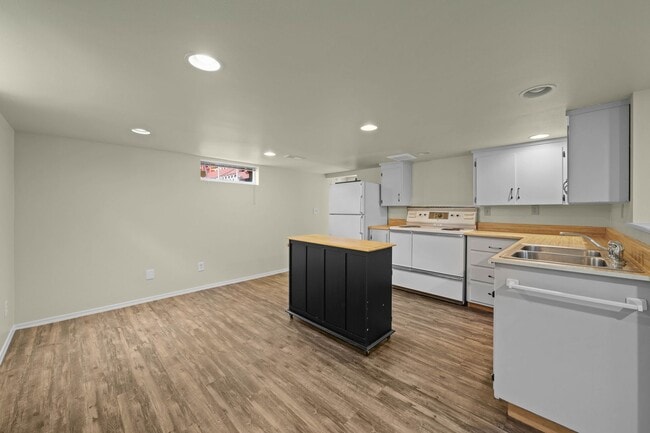Building Photo - 4810 N 25th St