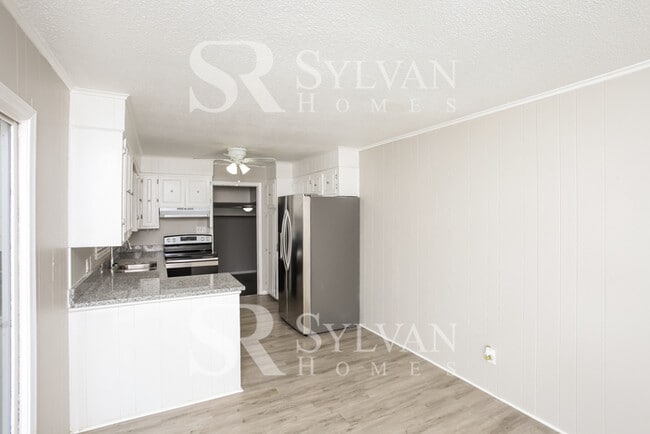 Building Photo - The Lifestyle You Deserve.