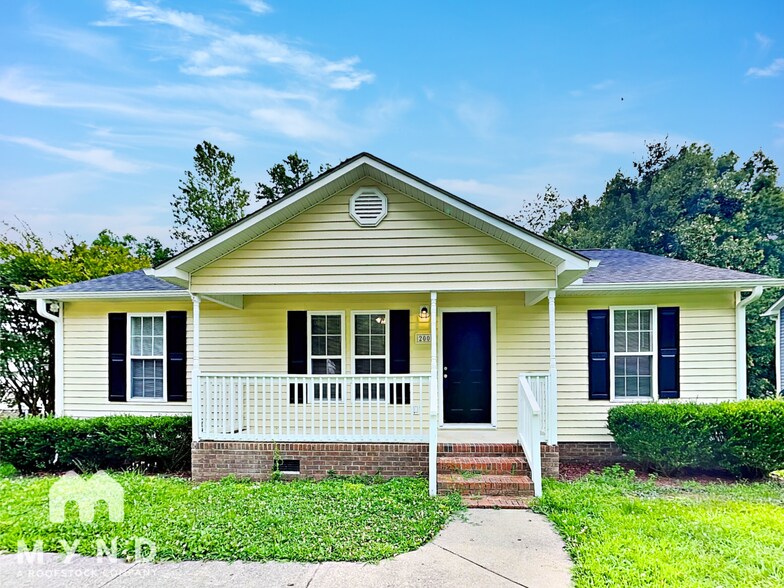 Primary Photo - 200 Dulcimer Ln