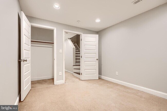 Building Photo - 115 N Belnord Ave