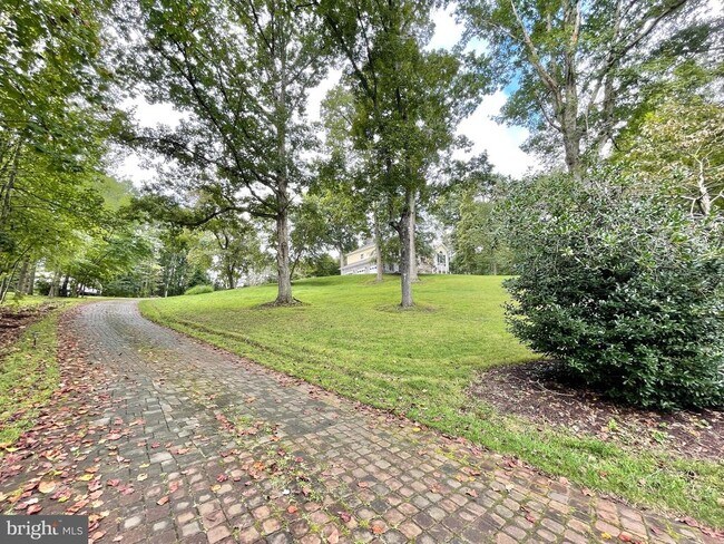 Building Photo - 1474 Freeman Dr