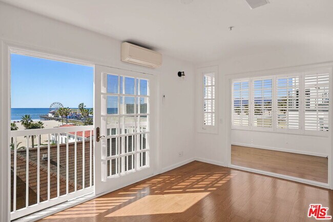 Building Photo - 25 Arcadia Ter