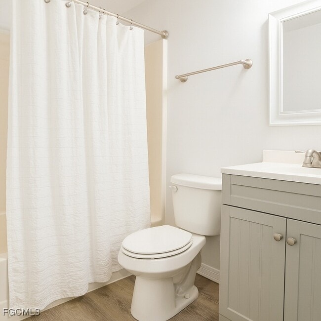 Building Photo - 4534 SE 5th Pl