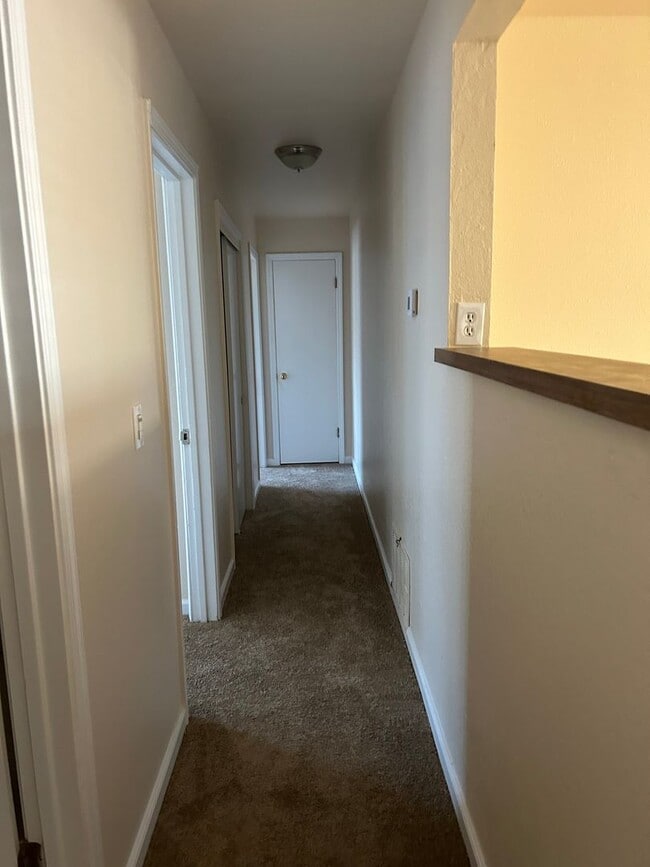 Building Photo - Corner Lot Home