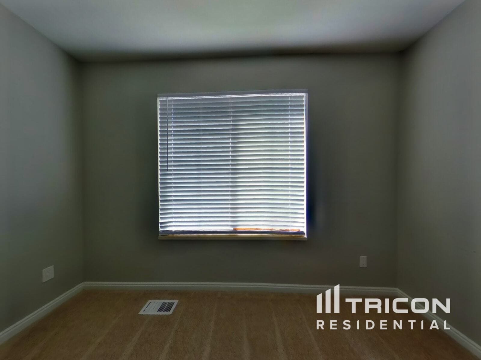 Building Photo - 485 E 1250 S