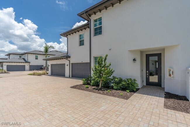 Building Photo - 16903 Fairgrove Way